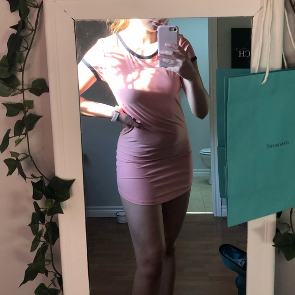 Pink T-shirt dress - Picture 2 of 4